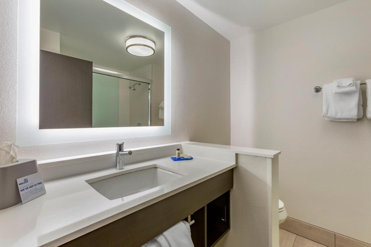 Holiday Inn Express & Suites - Phoenix Dwtn - State Capitol By Ihg Экстерьер фото