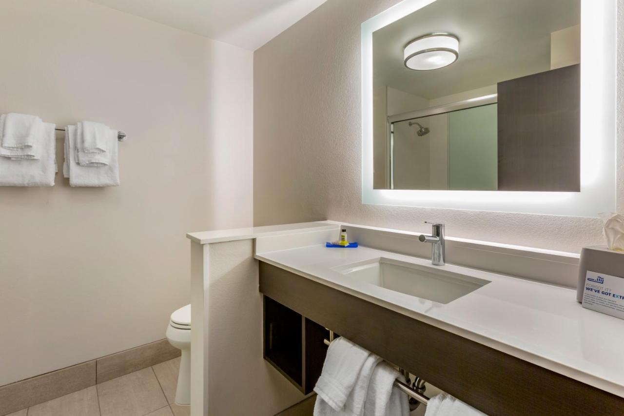 Holiday Inn Express & Suites - Phoenix Dwtn - State Capitol By Ihg Экстерьер фото