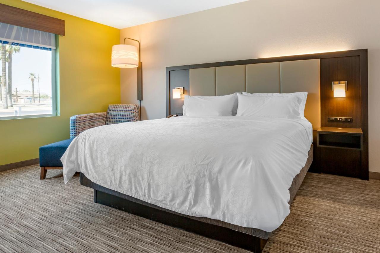 Holiday Inn Express & Suites - Phoenix Dwtn - State Capitol By Ihg Экстерьер фото