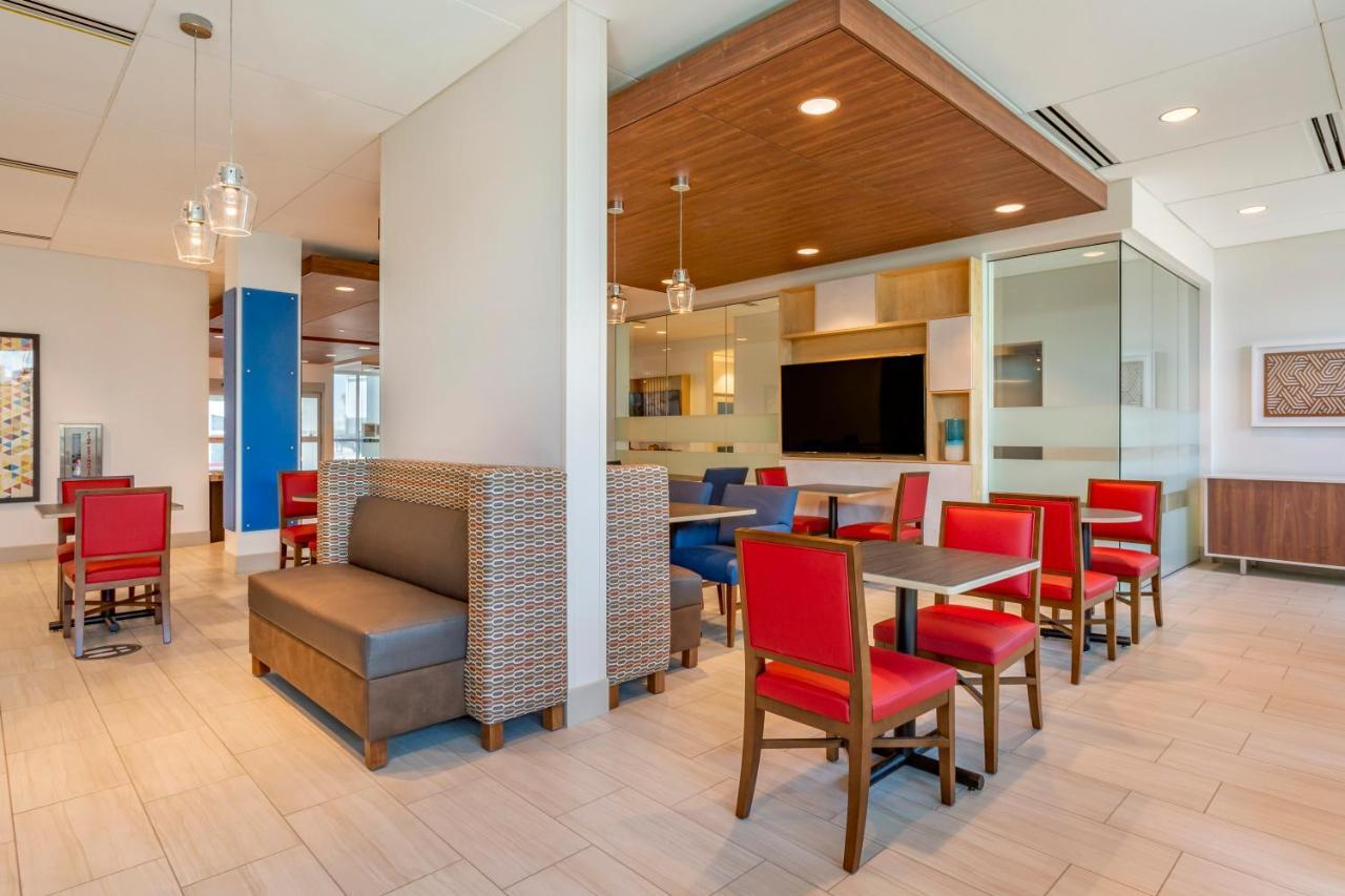 Holiday Inn Express & Suites - Phoenix Dwtn - State Capitol By Ihg Экстерьер фото